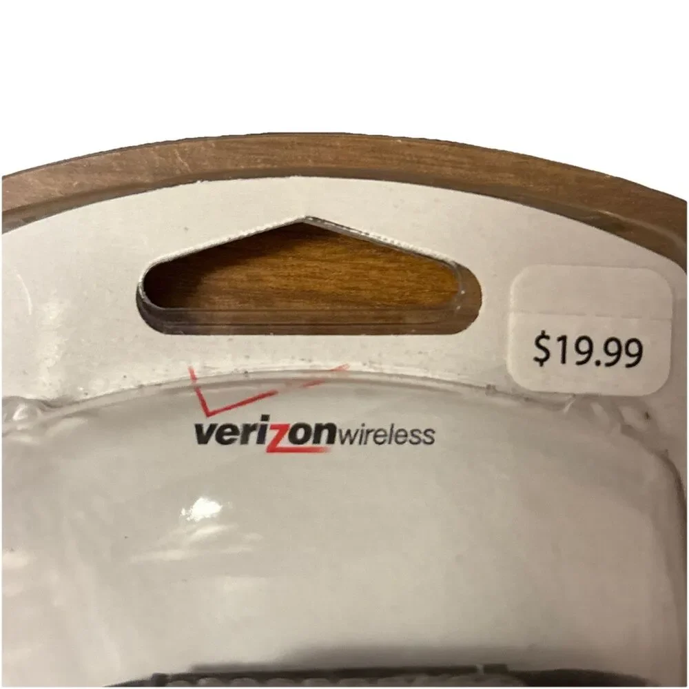 Universal Slim Style Leather Phone Pouch from Verizon Wireless Belt Clip